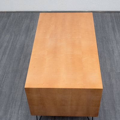 Ahorn sideboard mit haarnadelbeinen aus metall von wk, 1960er bei ... Beistelltisch mit haarnadelbeinen