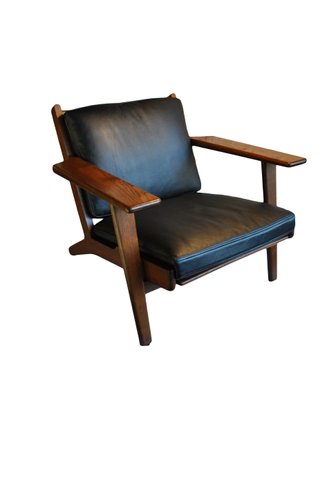 Vintage Hans Wegner GE 290 armchair
