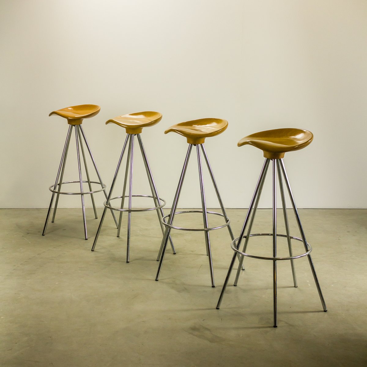 Jamaica Bar Stools by Pepe Cortes for Knoll / Amat3, Set of 4 for sale