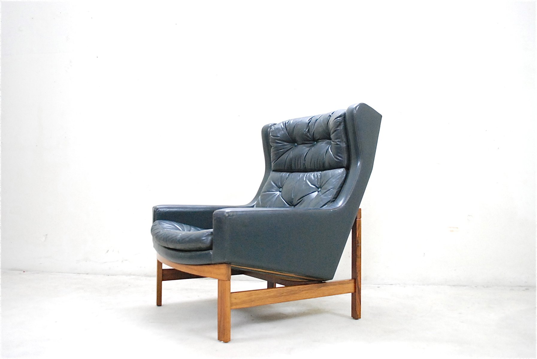 green rosewood wingback lounge chair 1975 3