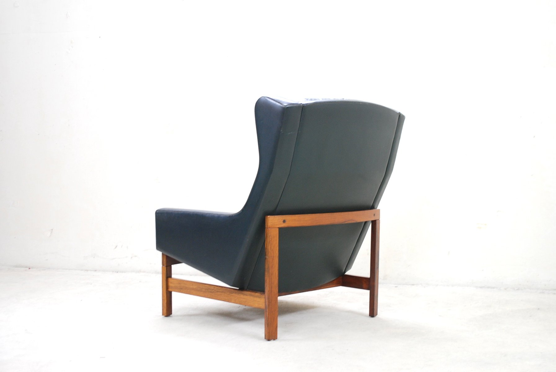 green rosewood wingback lounge chair 1975 27