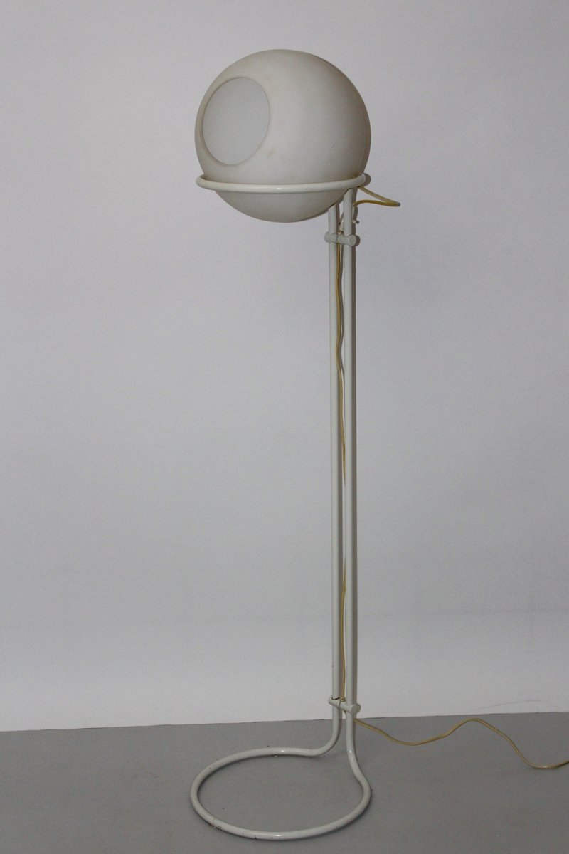 Vintage Milk Glass Lamp 67