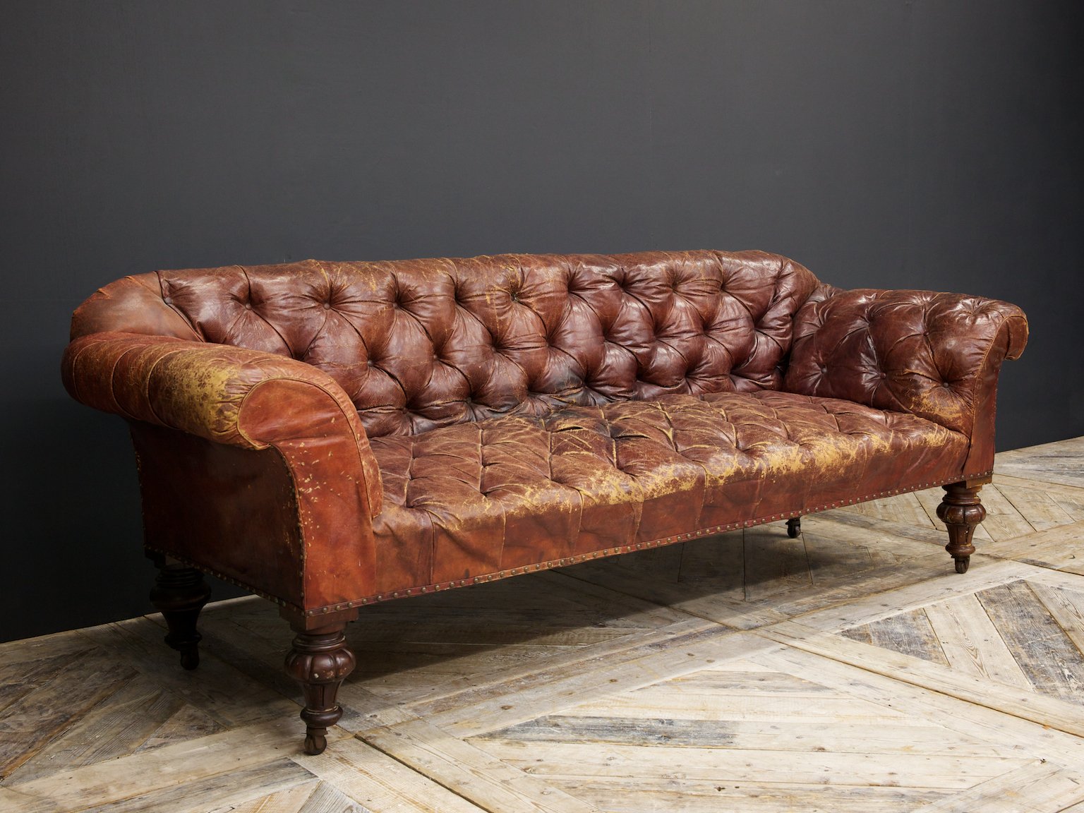 Authentic Chesterfield Sofa Hmmius