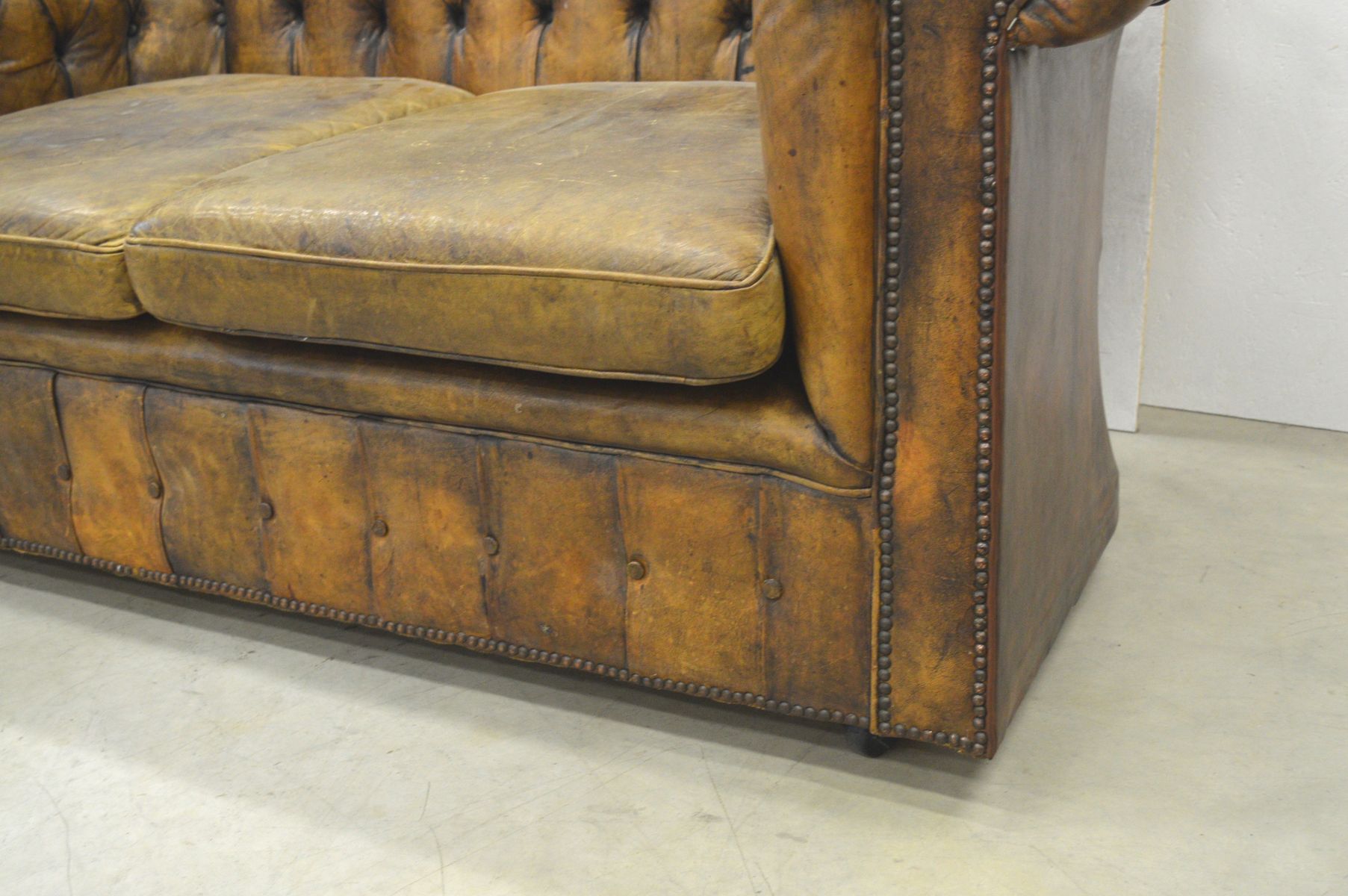 Gold Chesterfield Sofa gold velvet chesterfield style 2 seater