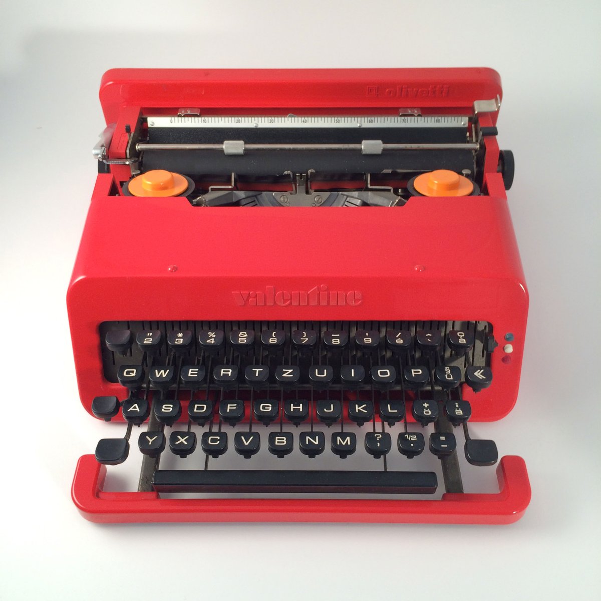 Valentine Typewriter by Ettore Sottsass for Olivetti for ...