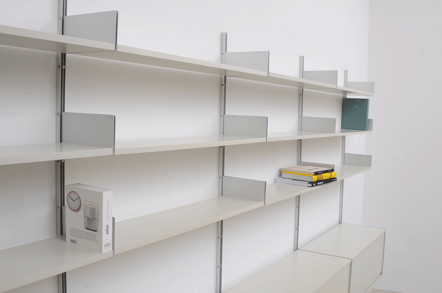 Vintage 606 Shelving Unit by Dieter Rams for Vitsoe, 1960s for sale at
