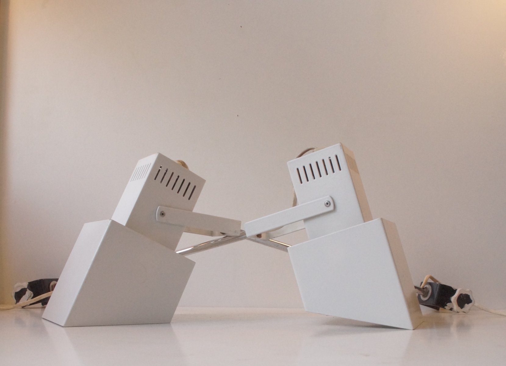 Danish Modernist Adjustable White Wall Lamps, 1970, Set of 2 for sale at Pamono