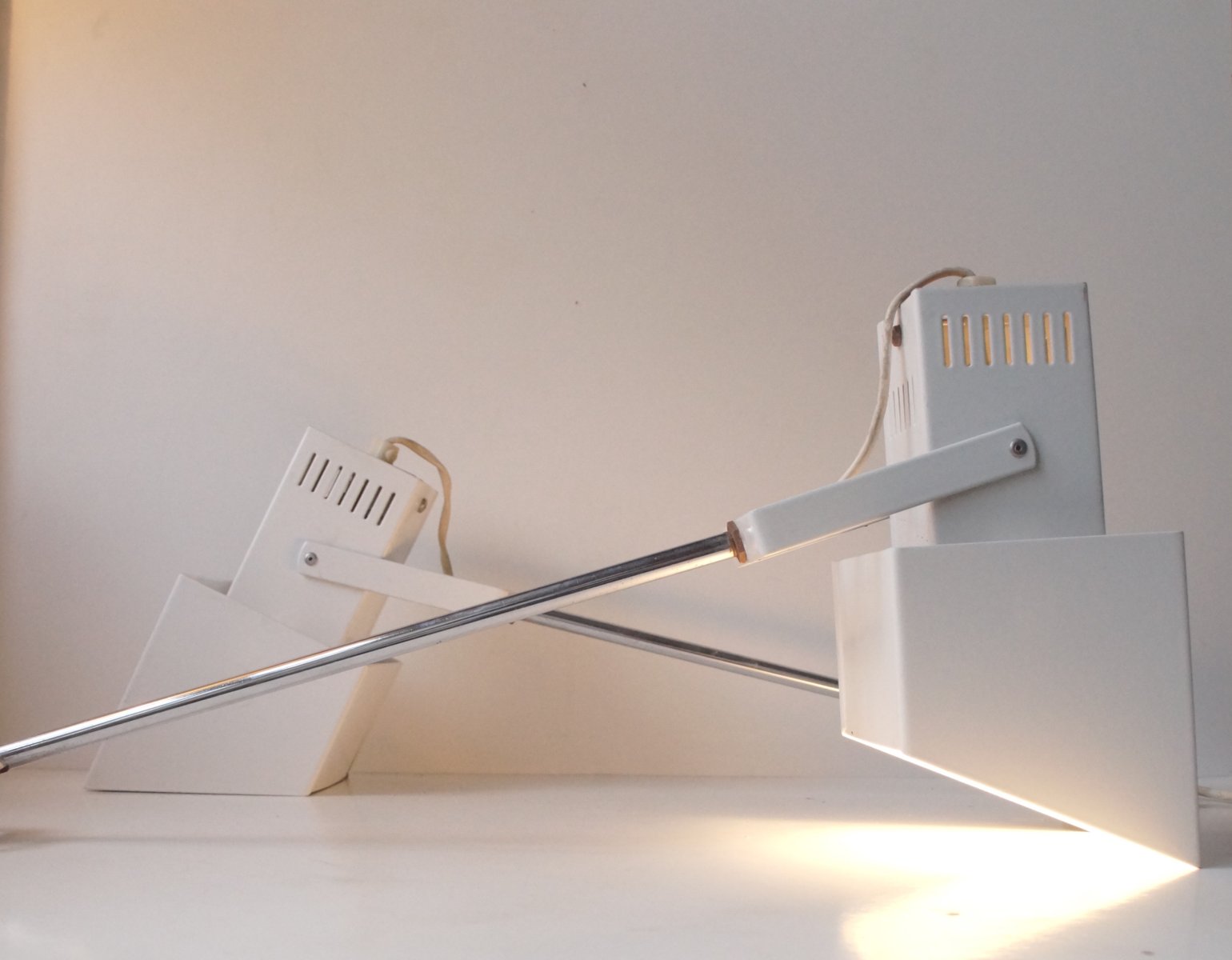 Danish Modernist Adjustable White Wall Lamps, 1970, Set of 2 for sale at Pamono