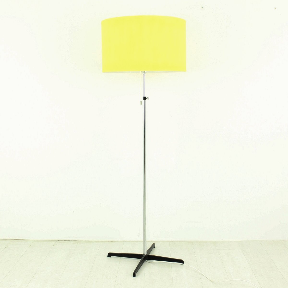 chrome floor l with yellow shade 1970s for sale at pamono chrome floor l with yellow shade 1970s for sale at pamono