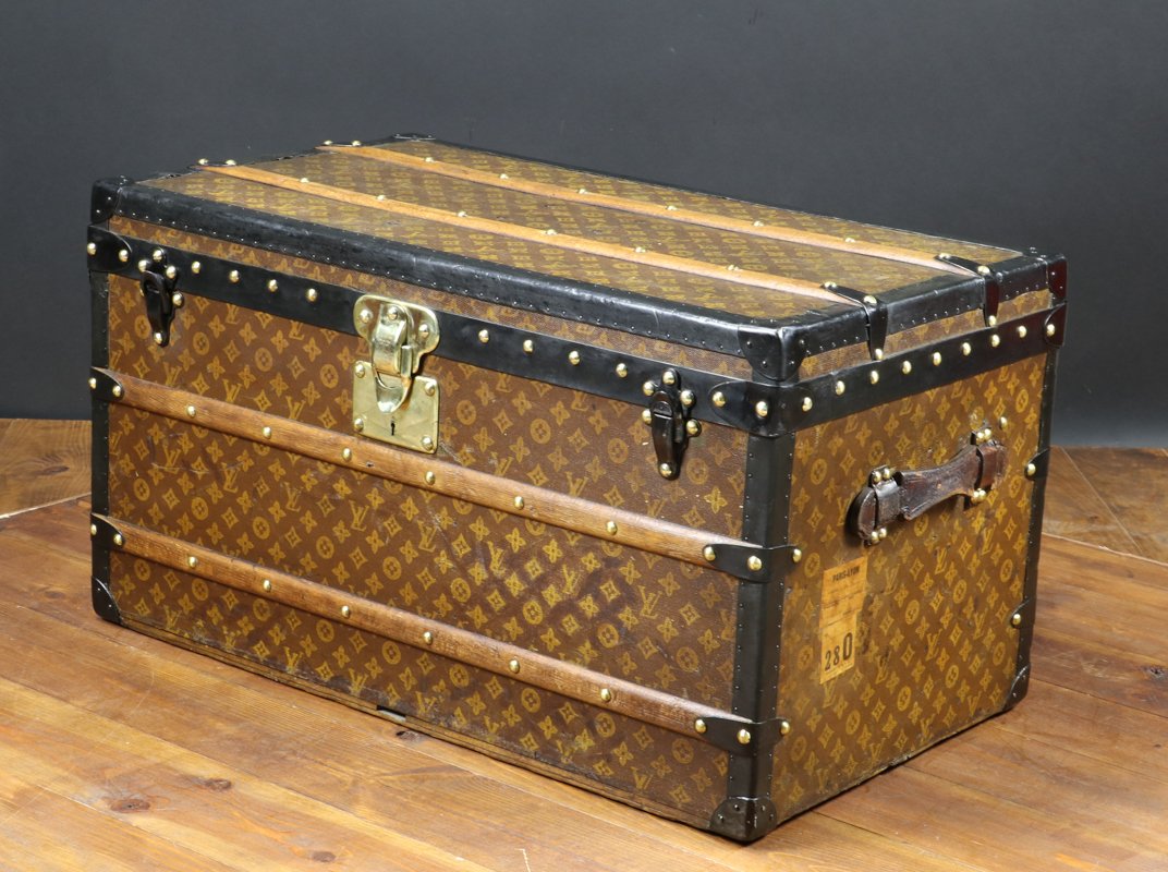 Antique Stenciled Monogram Trunk from Louis Vuitton for sale at Pamono