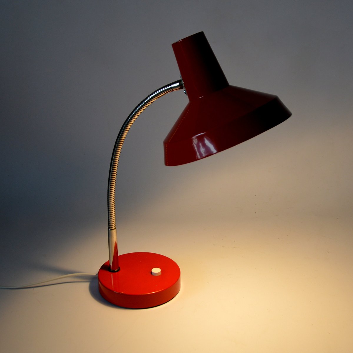 red desk lamps australia        <h3 class=