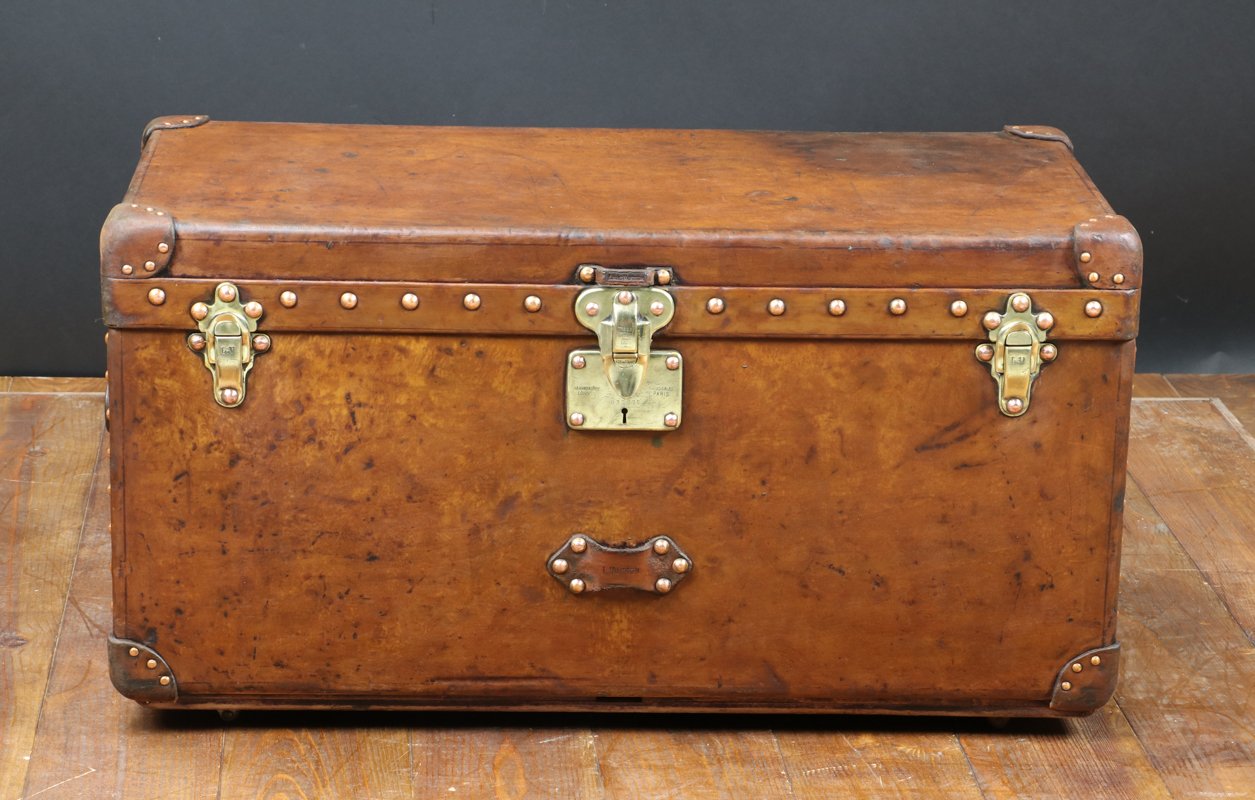Natural Leather Shoes Trunk from Louis Vuitton, 1900s for sale at Pamono