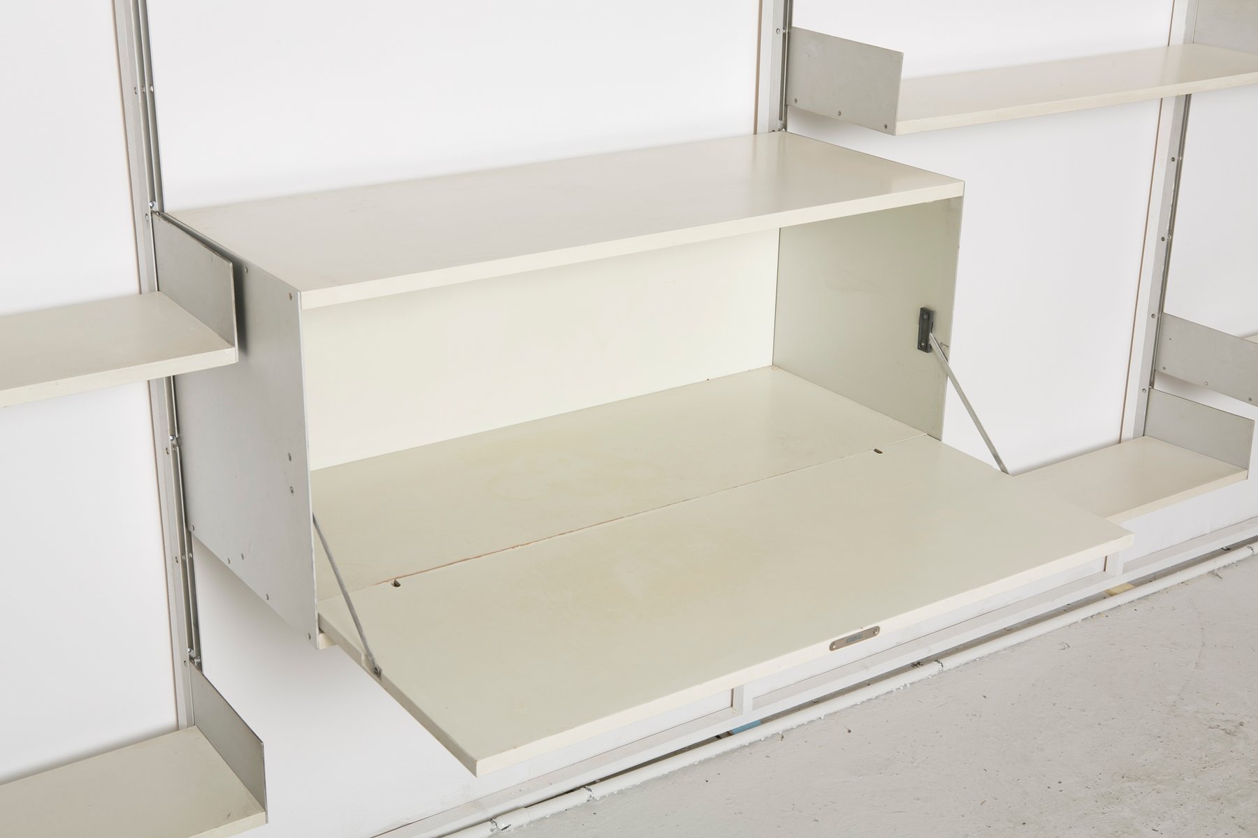 Vintage Model 606 Shelving System with 13 Shelves by Dieter Rams for