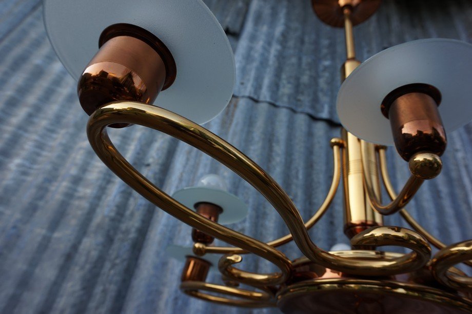 Vintage kronleuchter aus messing, kupfer & milchglas bei pamono kaufen