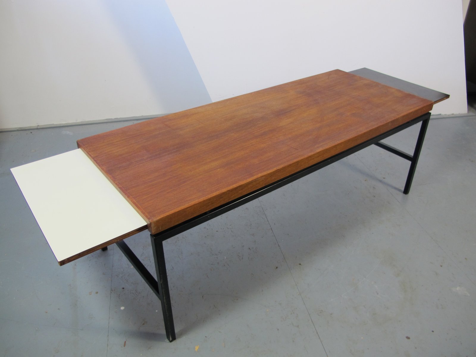 Extendable Coffee Table modernist extendable coffee table, 1960s for sale at pamono Extendable Coffee Table modernist extendable coffee table, 1960s for sale at pamono