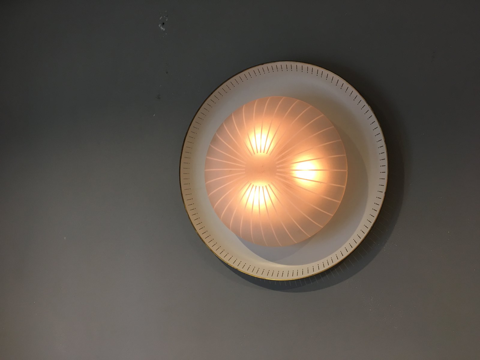 Large and Round Wall Light, 1950s for sale at Pamono