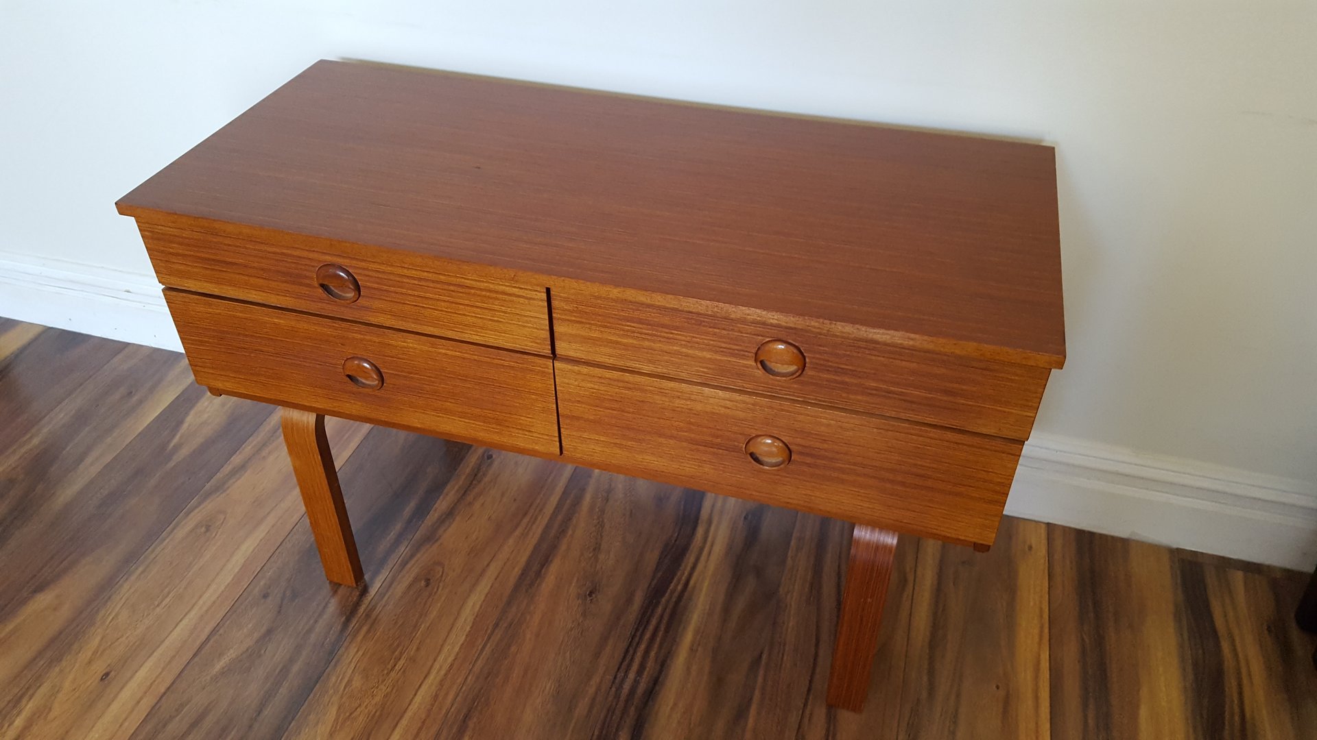 Kommode Mid Century 2021 Kommode Mid Century 2021
