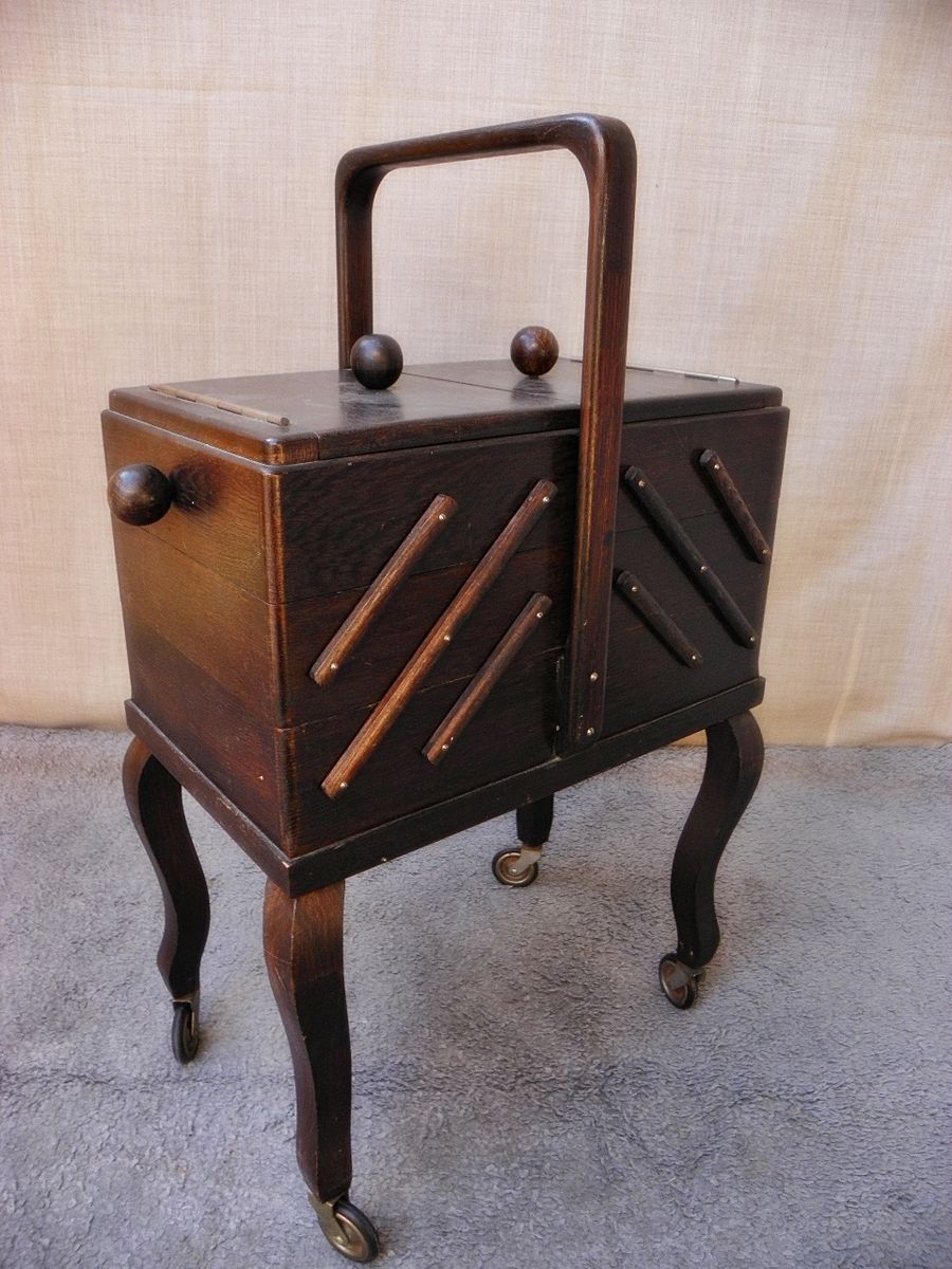 German Wooden Sewing Box on Wheels, 1960s for sale at Pamono