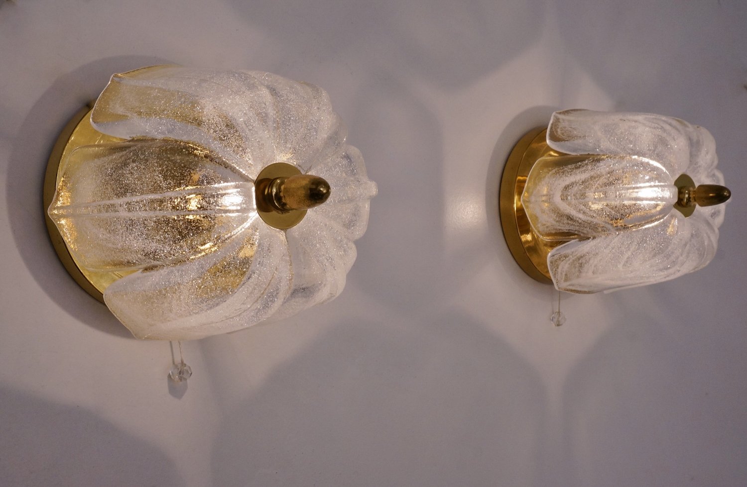 Vintage German Tulip Wall Lights from Limburg, 1970s, Set of 2 for sale at Pamono