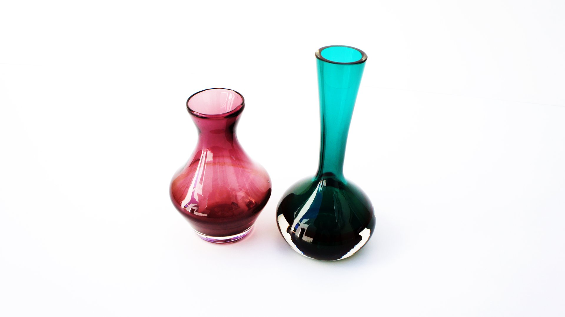 Vintage Green And Pink Glass Vases From Riihimäen Set Of For - Price Per Set vintage green and pink glass vases from riihimäen set of for - price per set