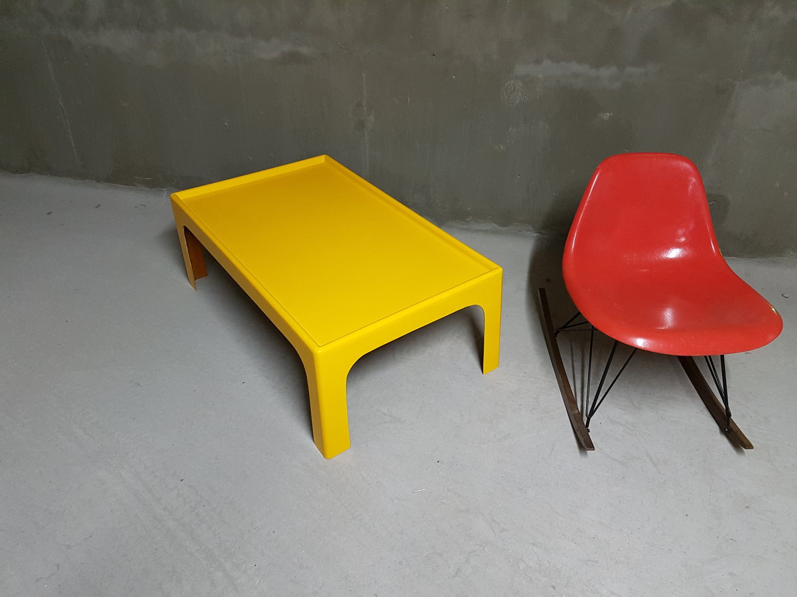 Vintage Yellow Fiberglass Coffee Table By Marc Held For Sale At Pamono - Price Per Piece vintage yellow fiberglass coffee table by marc held for sale at pamono - price per piece