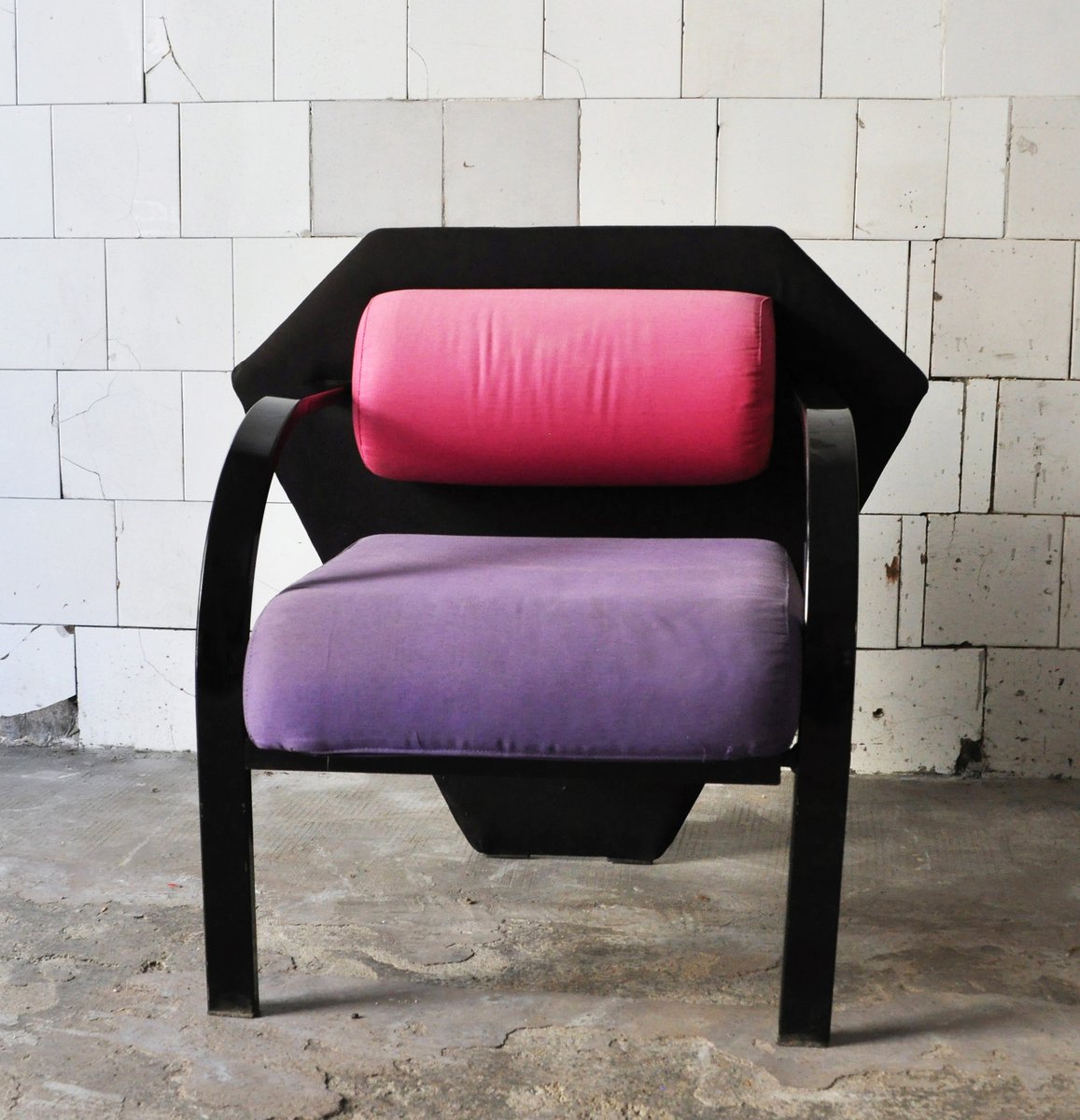 Postmodern Chair, 1980s for sale at Pamono
