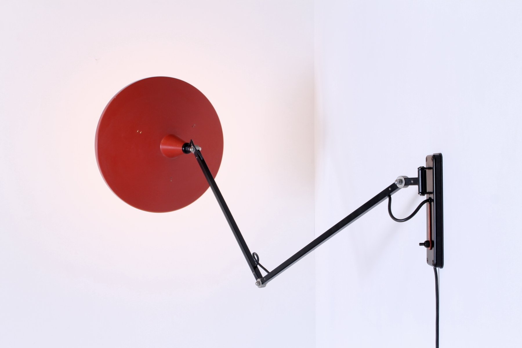 Vintage Panama Articulated Black & Red Wall Light by Wim Rietveld for Gispen for sale at Pamono