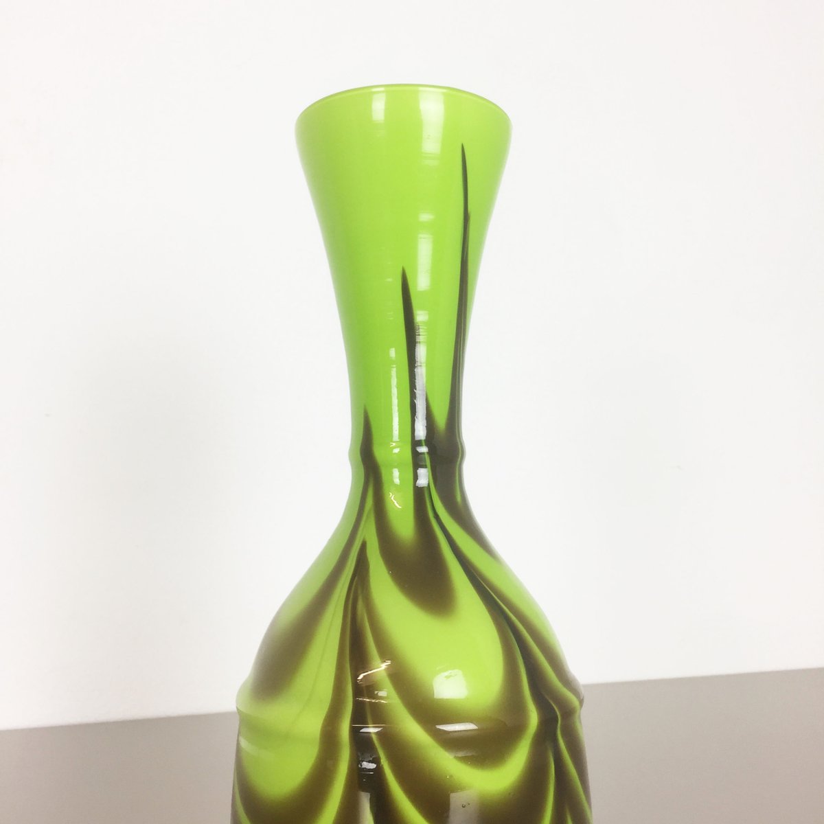 Green Italian Glass Vase from Opaline Florence, 1970s for sale at Pamono