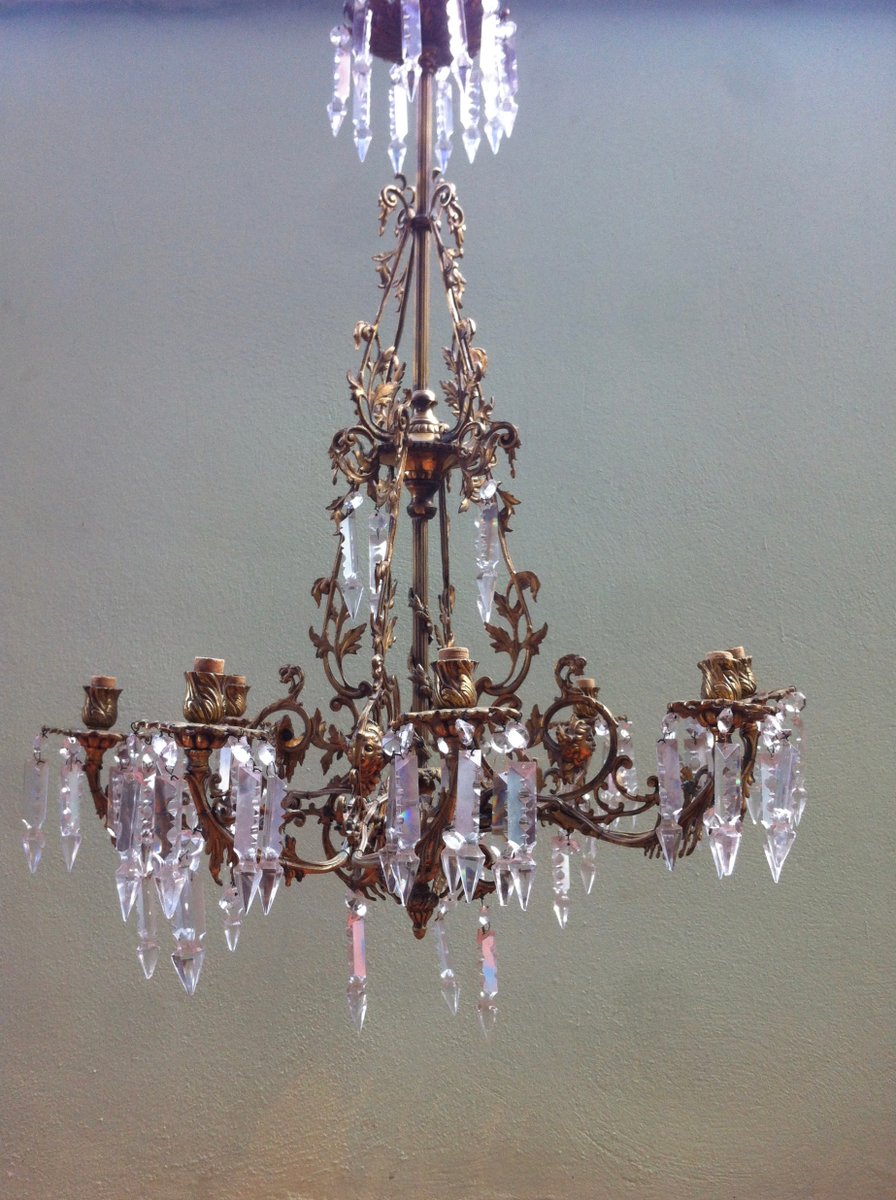 What Is Chandelier Means Musethecollective What Is Chandelier Means Musethecollective