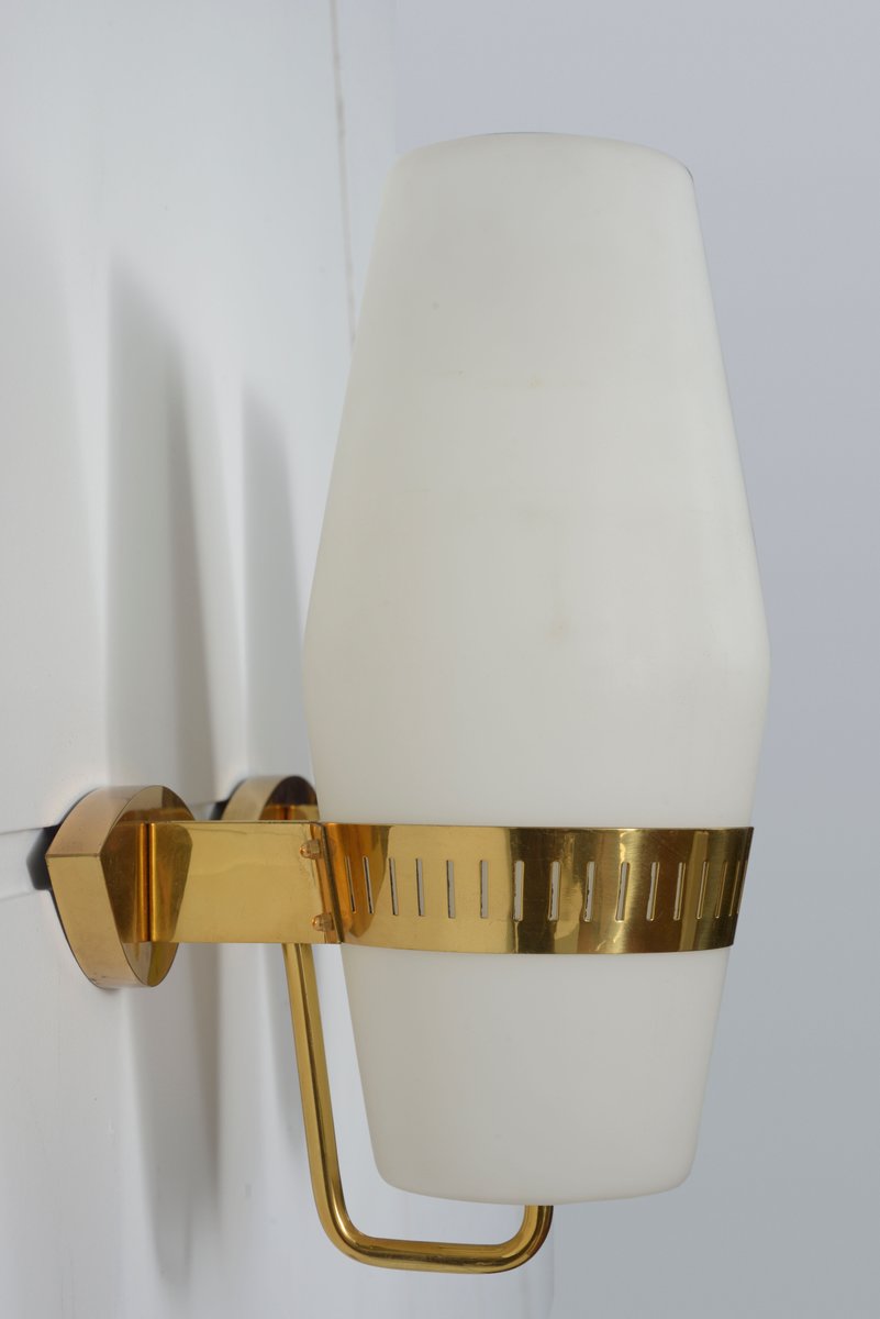 Vintage Brass and Opaline Glass Wall Lights from Stilnovo, Set of 2 for sale at Pamono