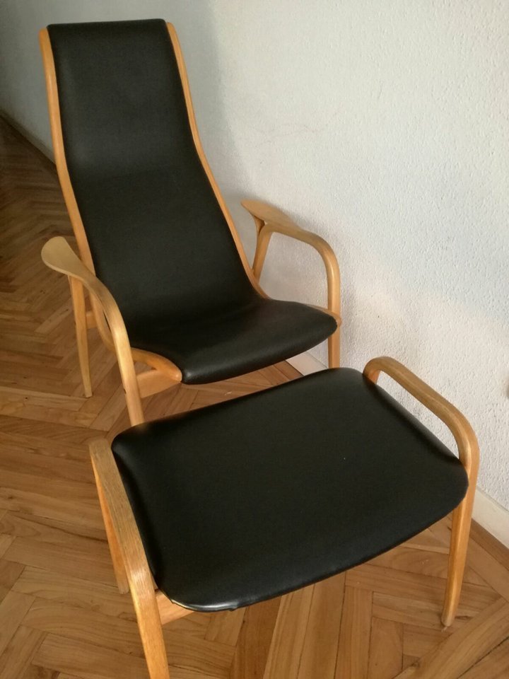Vintage Leather Chair with Footrest from Swedese for sale at Pamono Vintage Leather Chair with Footrest from Swedese for sale at Pamono