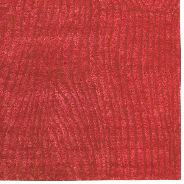 roter gilio teppich aus wolle und seide von jan kath 3