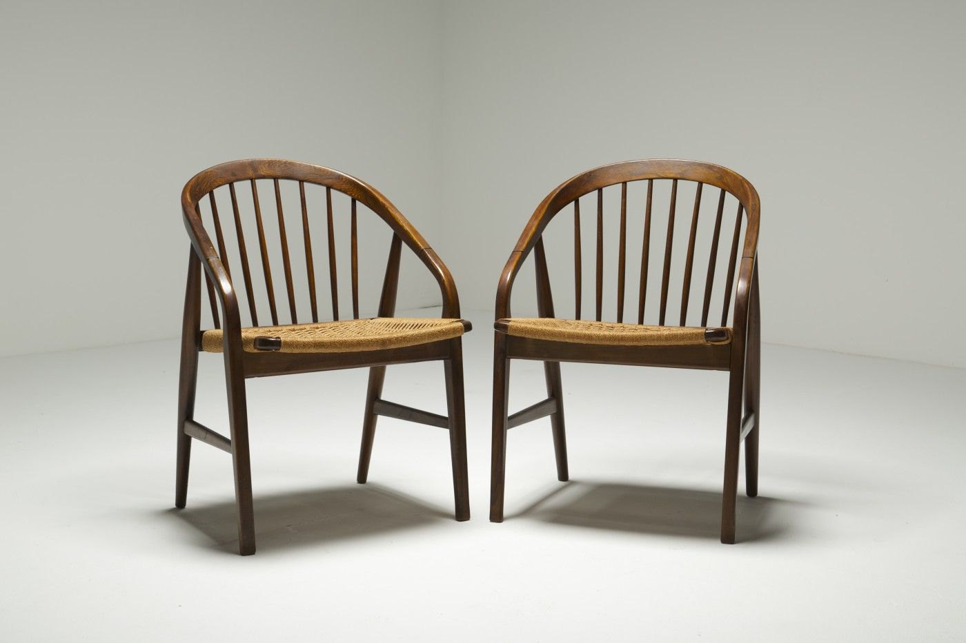 Stühle mit Gewebten Sitzflächen und Holzrahmen, 2er Set bei Pamono kaufen