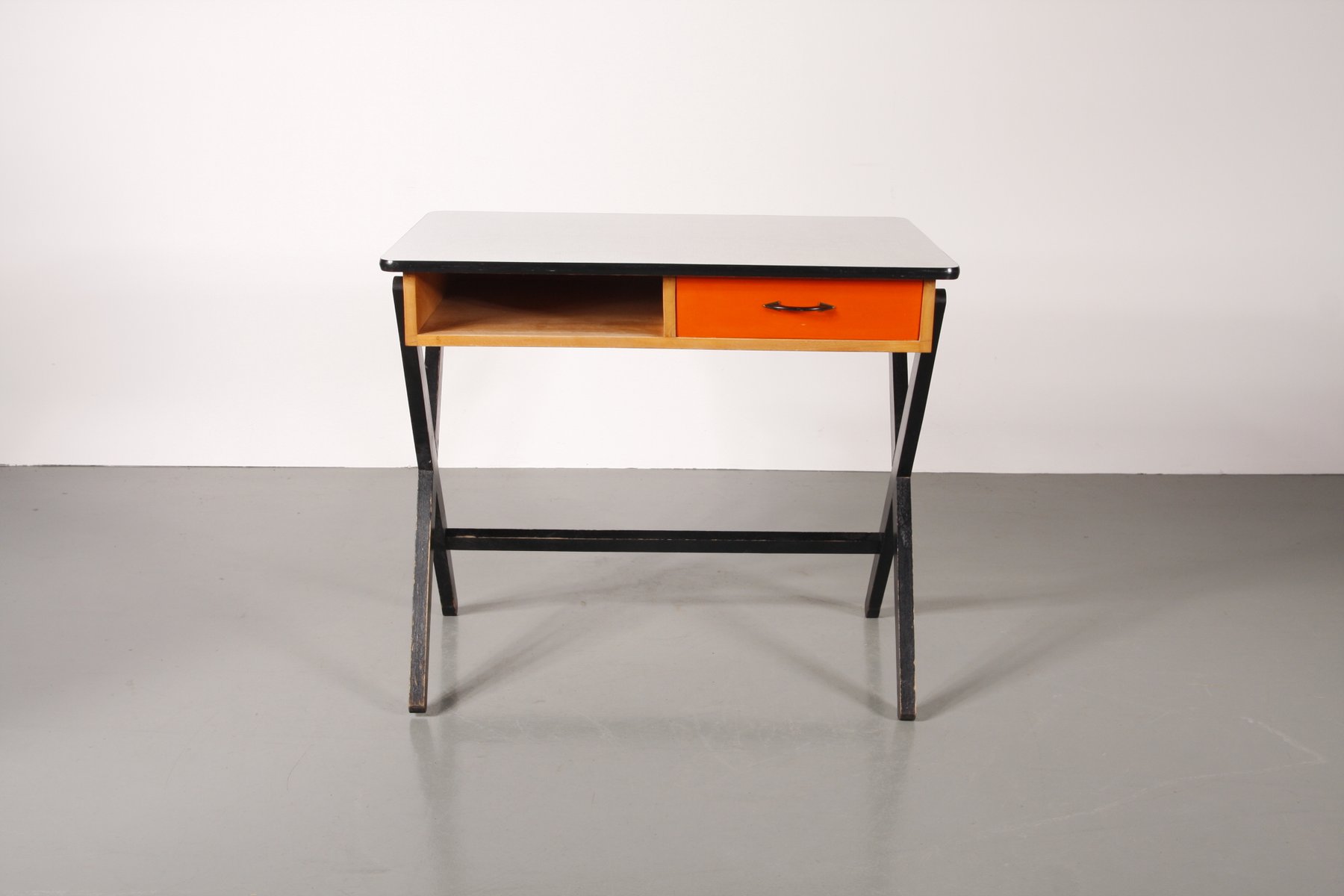 Vintage Schreibtisch von Coen de Vries für Devo bei Pamono kaufen