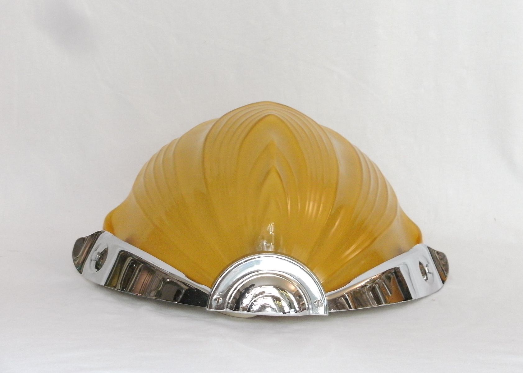 Chromed British Art Deco Wall Lights, Set of 2 for sale at Pamono