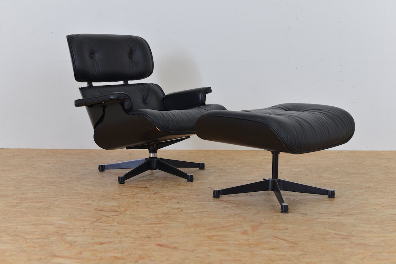 Eames Lounge Sessel Mit Hocker Von Charles Amp Ray Eames Fr Vitra