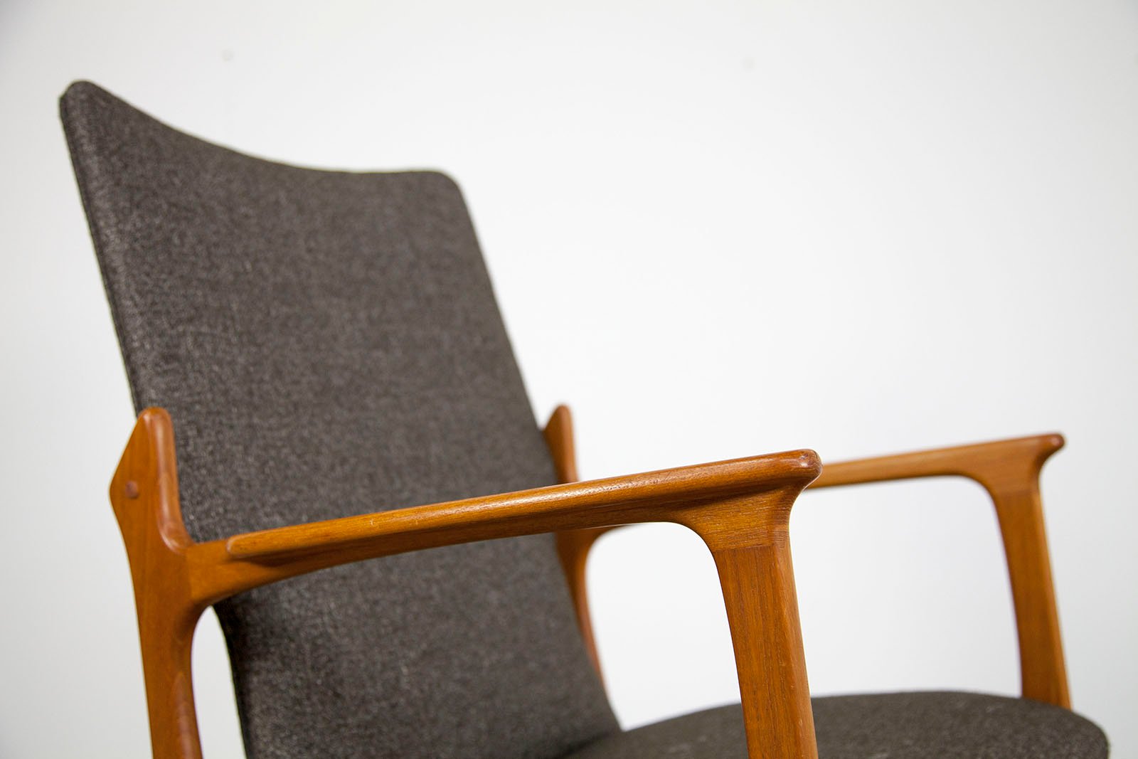 danish modern teak rocking chair from vamdrup 4