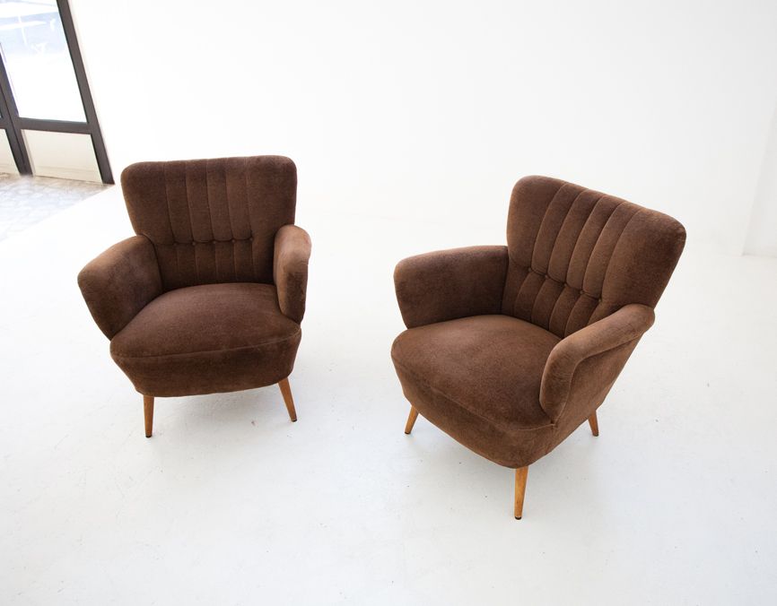 Velvet Midcentury Easy Chairs, Set of 2 for sale at Pamono