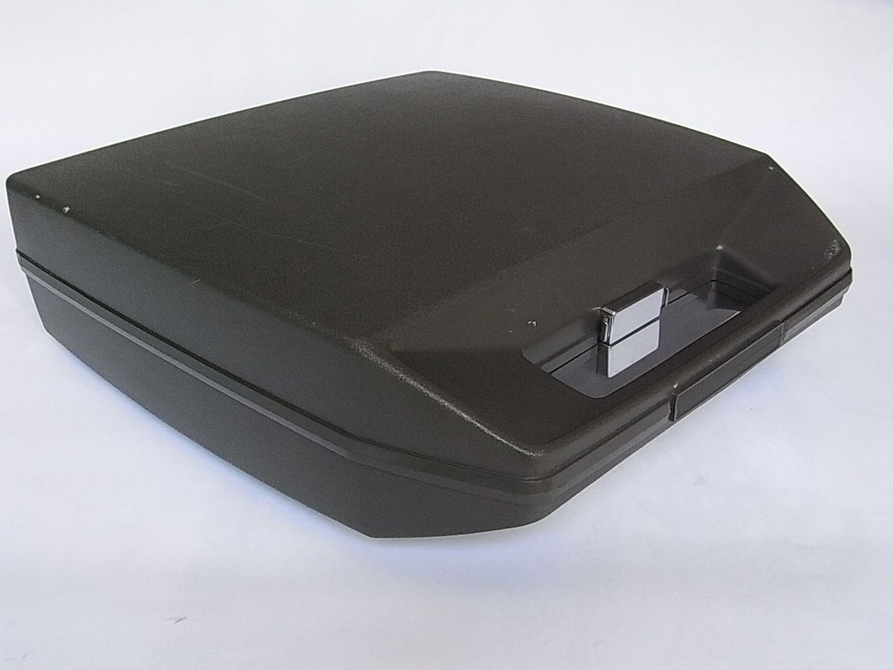 Vintage 440TR Portable Typewriter from Brother Industries for sale at