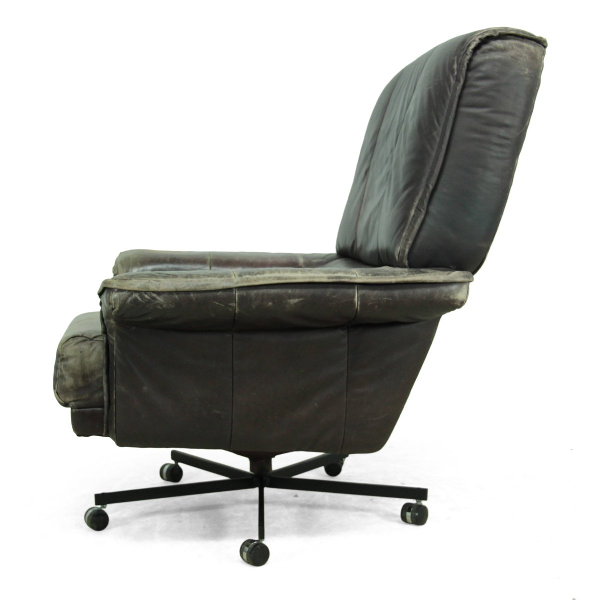 Leather Swivel Chair, 1970s for sale at Pamono