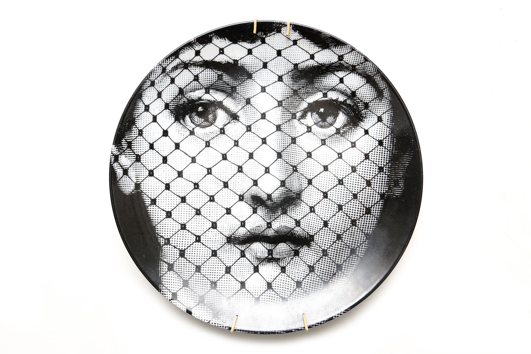 Porcelain Plate by Piero Fornasetti for sale at Pamono