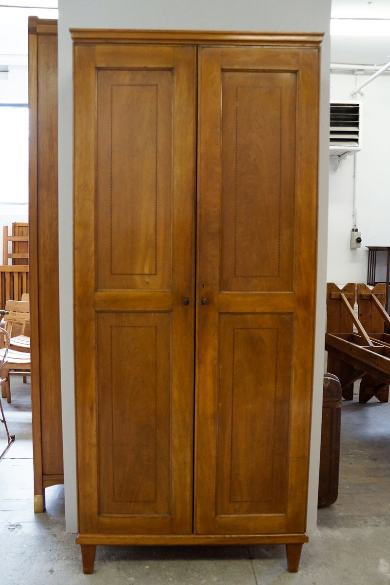 Placard plat pour la salle de bain ou la chambre, 1920s en vente ...