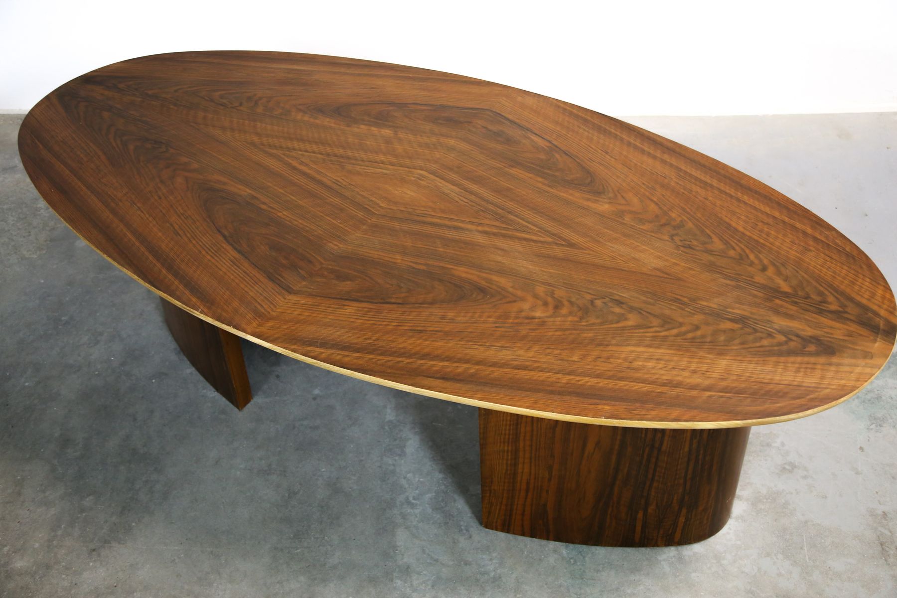 Large Oval Rosewood Office Table for sale at Pamono