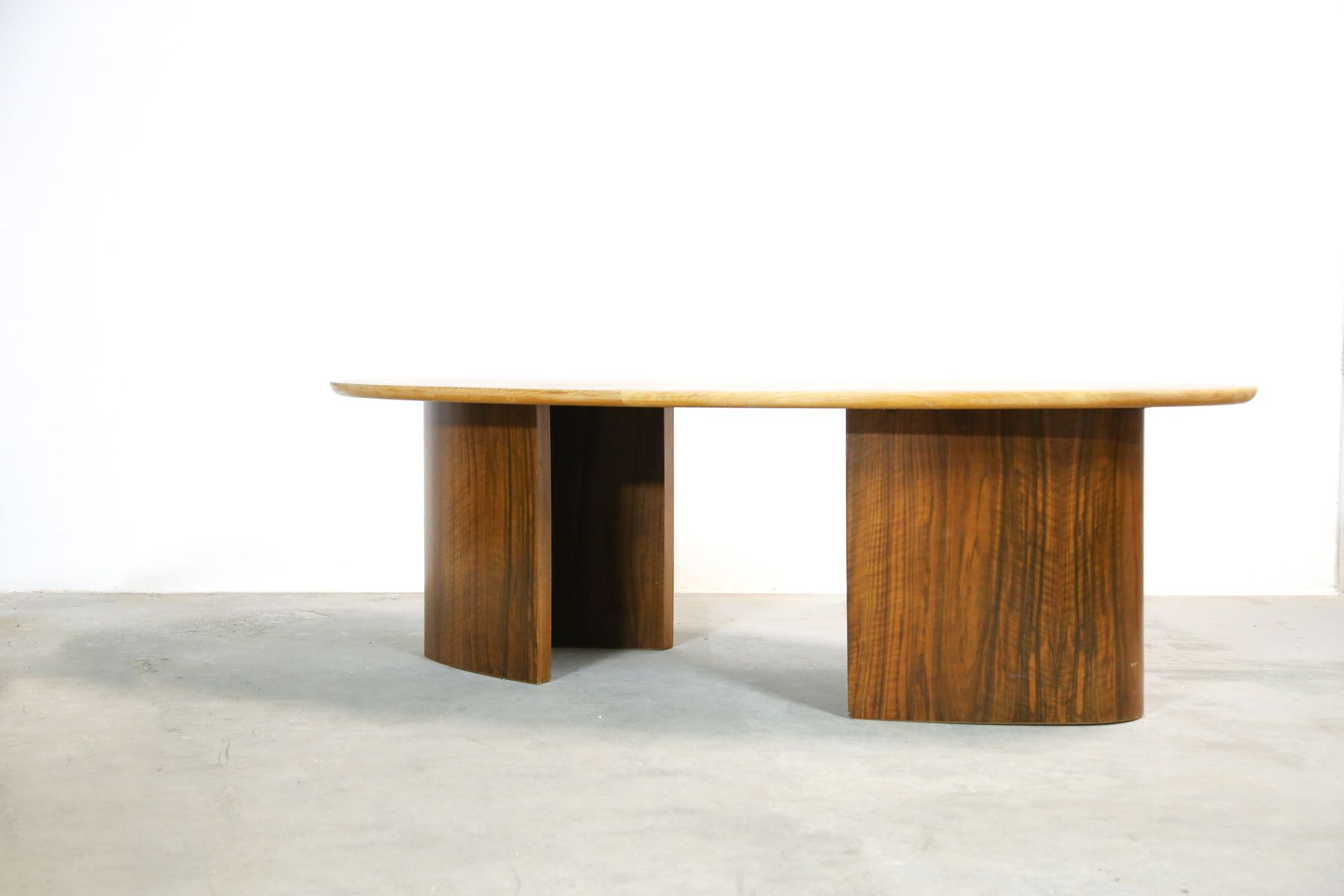 Large Oval Rosewood Office Table for sale at Pamono