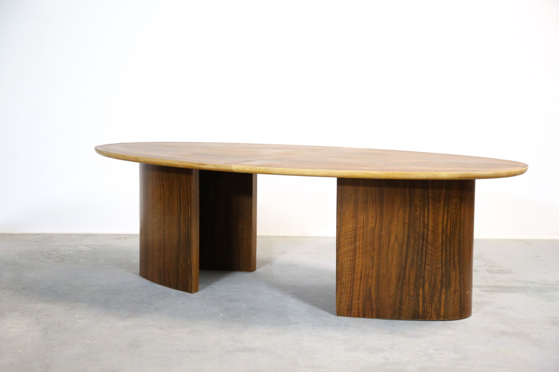 Large Oval Rosewood Office Table for sale at Pamono