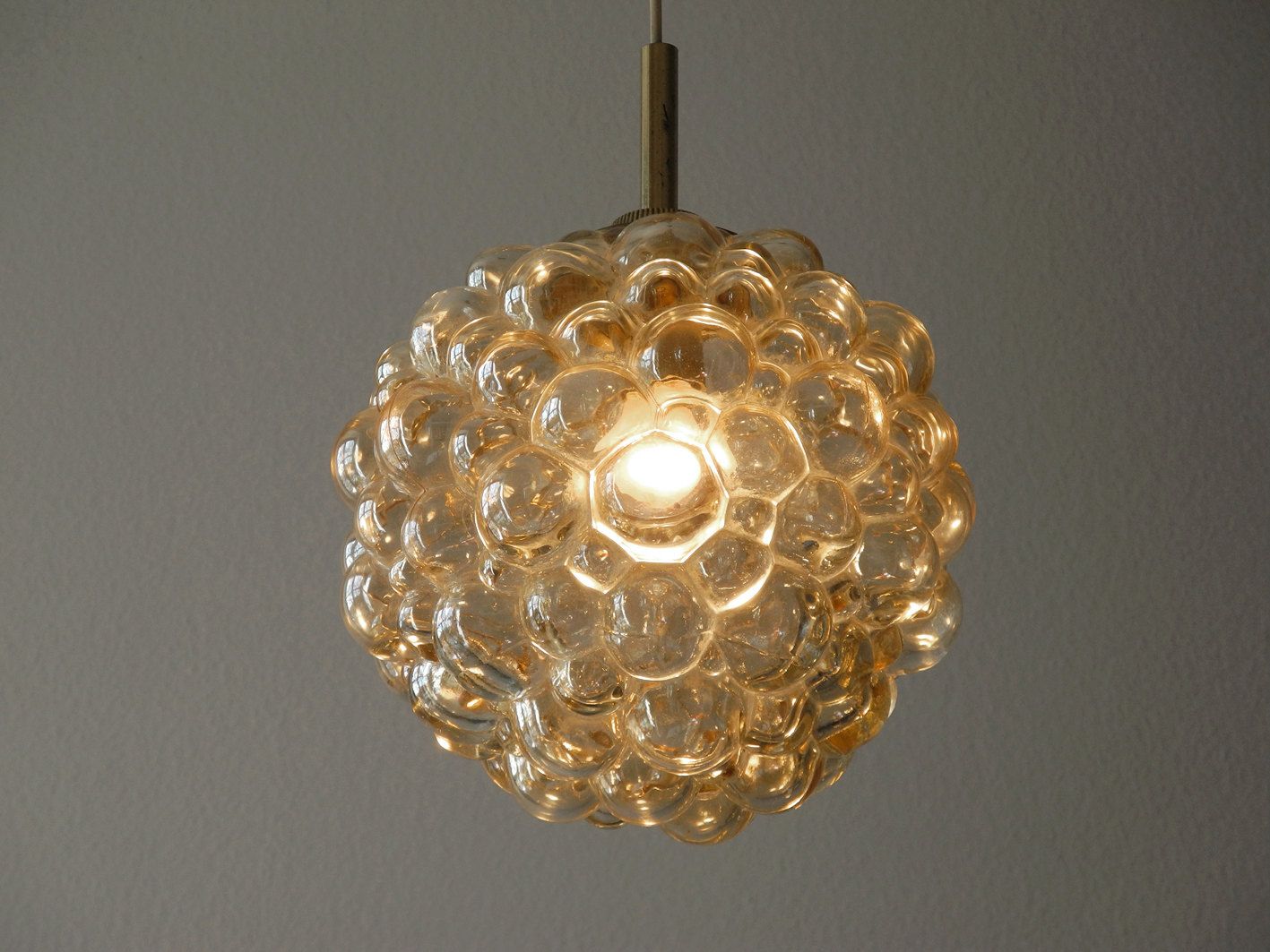 Grande lampe à suspension en verre bullé par helena tynell pour ...