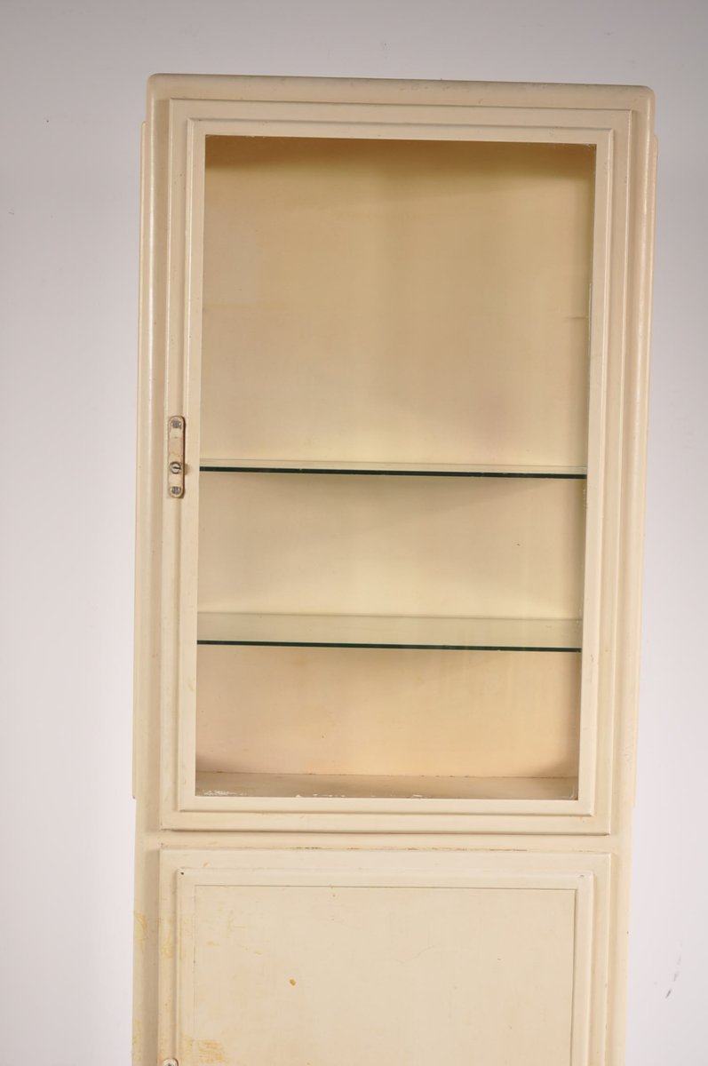 Mid Century White Medicine for sale at Pamono