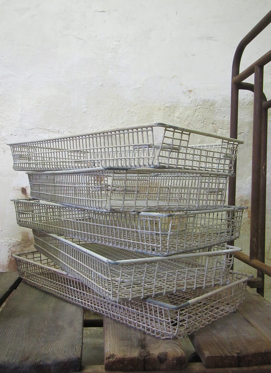 Industrial Metal Baskets, 1950s, Set of 10 for sale at Pamono