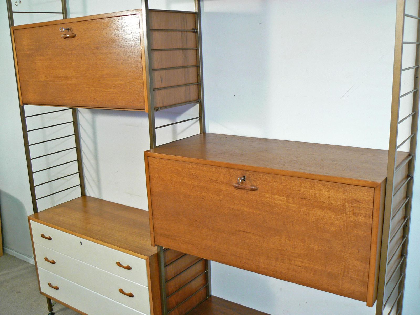 Mid Century Ladderax System by Robert Heal for Staples of Cricklewood