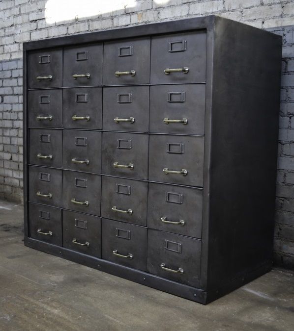 Industrieschrank aus Metall, 20 Fächer bei Pamono kaufen